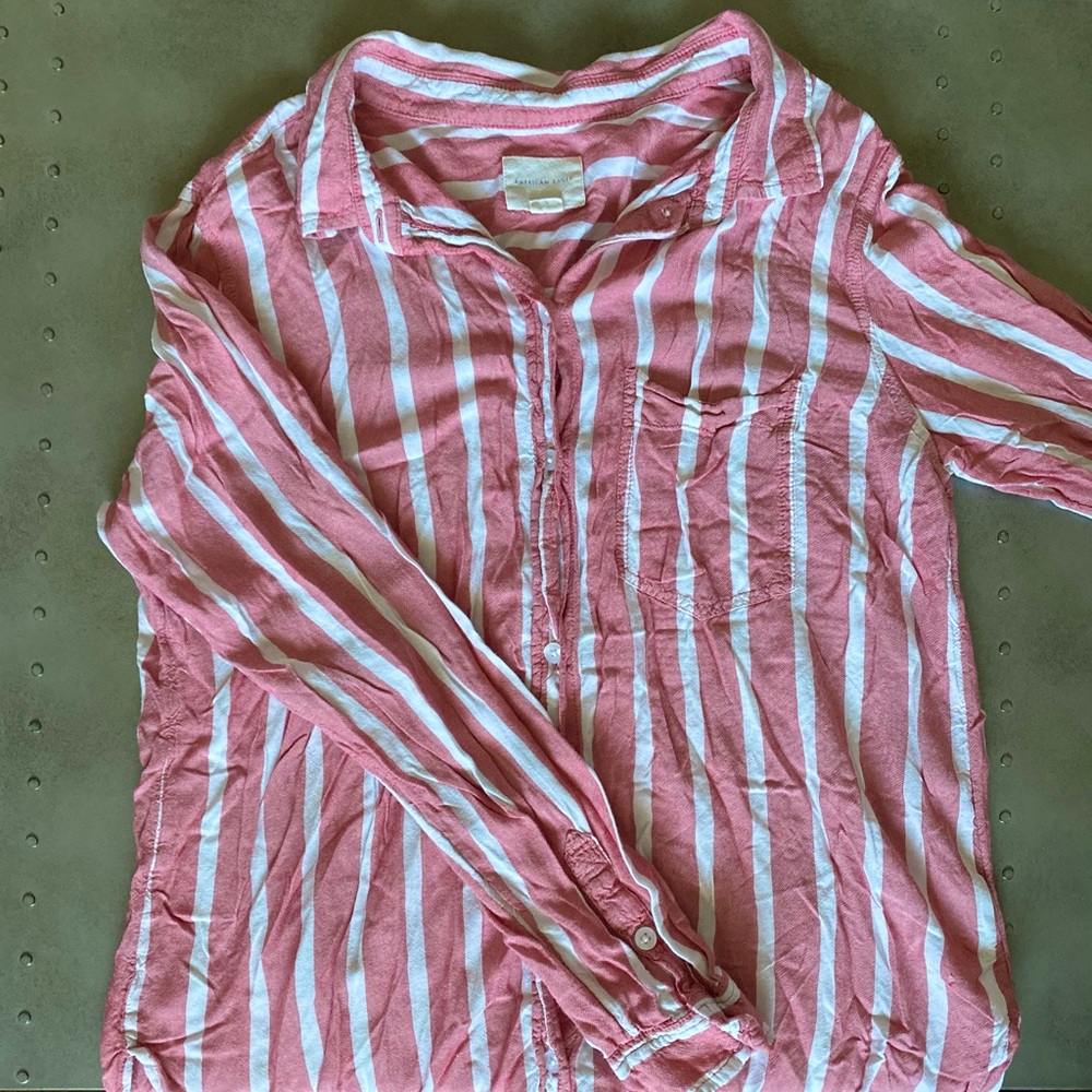 American eagle button up